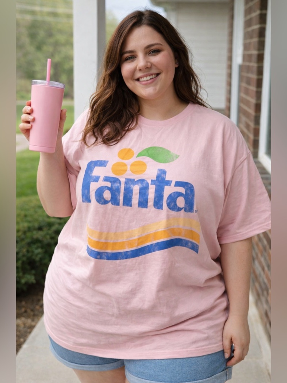 Fanta Women’s T‑Shirt 2XL Logo Graphic Tee New With Tags